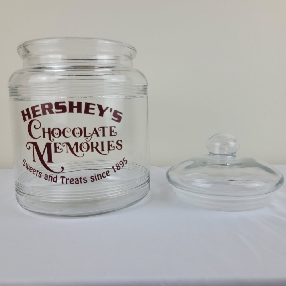 Vintage Hershey’s Chocolate Memories Sweets Treats 1895 Glass cookie jar Lid 90s - Picture 16 of 16